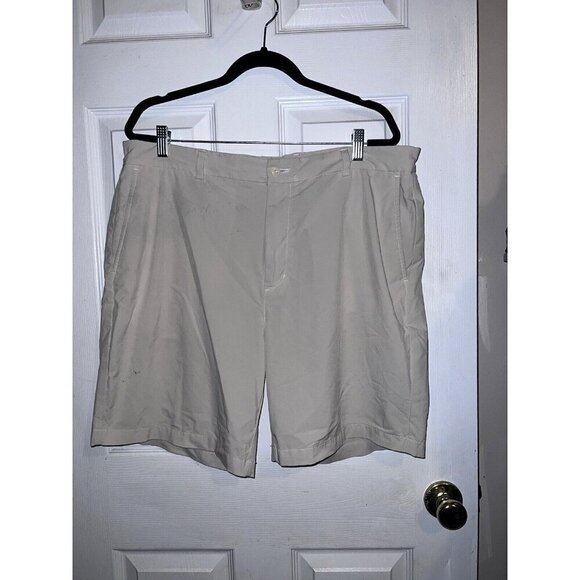 VINEYARD VINES Mens Performance 9.5" Breaker Golf Tan Stretch Khaki Sz 40 - Picture 2 of 7